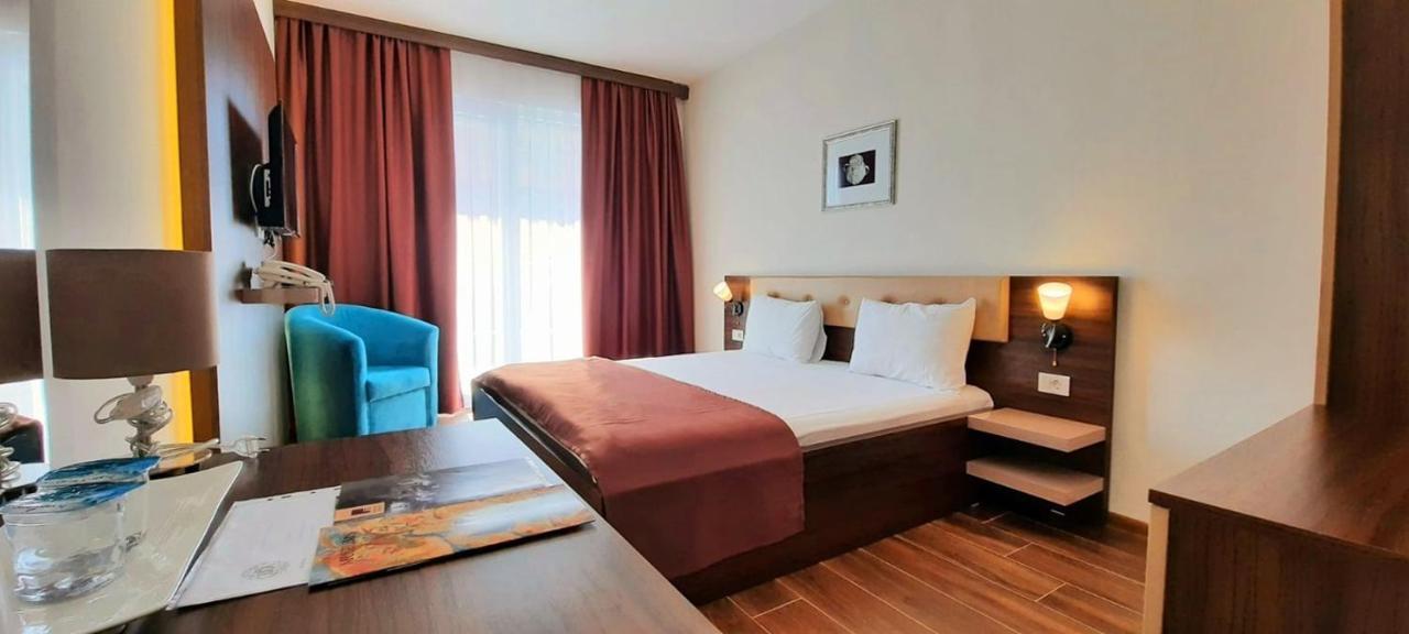 Hotel Doa 斯科普里 外观 照片