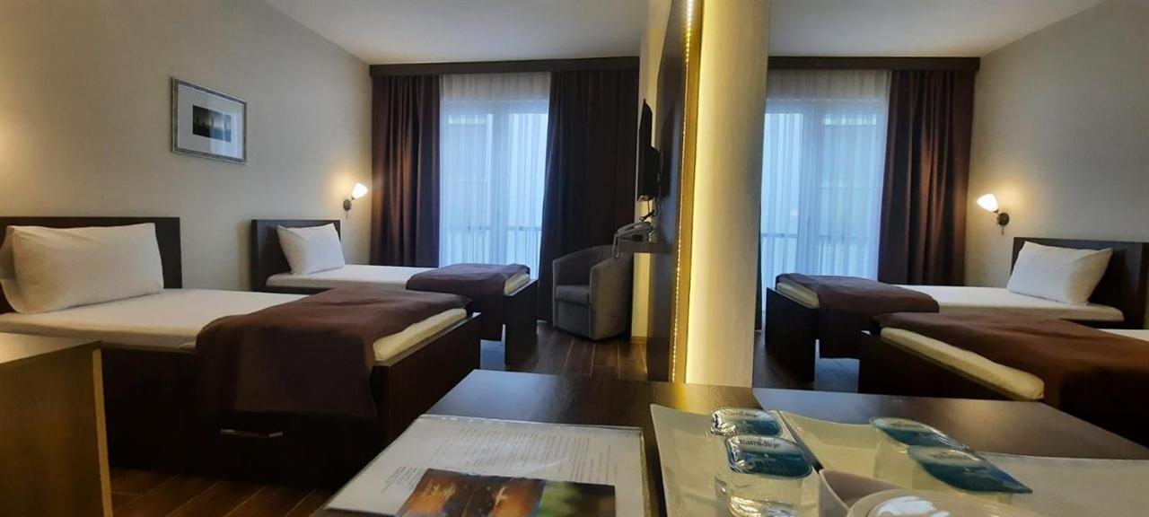 Hotel Doa 斯科普里 外观 照片